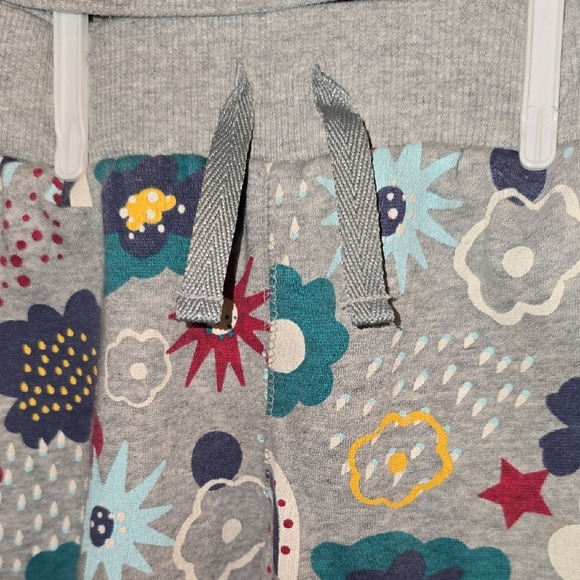 Falls Creek Gray and Blue Flowers And Rainbows Set Sizes 24 & 18 Months LOT K - Picture 5 of 5